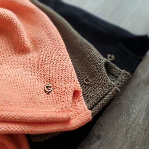 G by Guess Black Peekaboo Shoulder Sweater - Picture 3 of 8